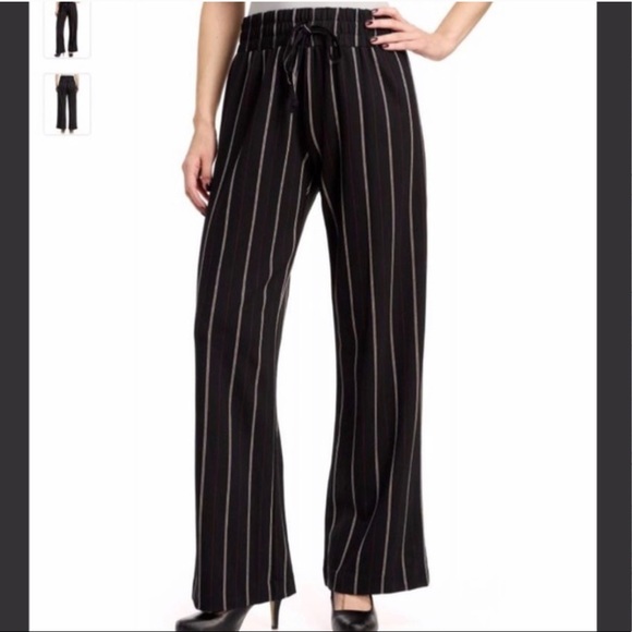 Wide leg pants with elastic on waist - Picture 1 of 9